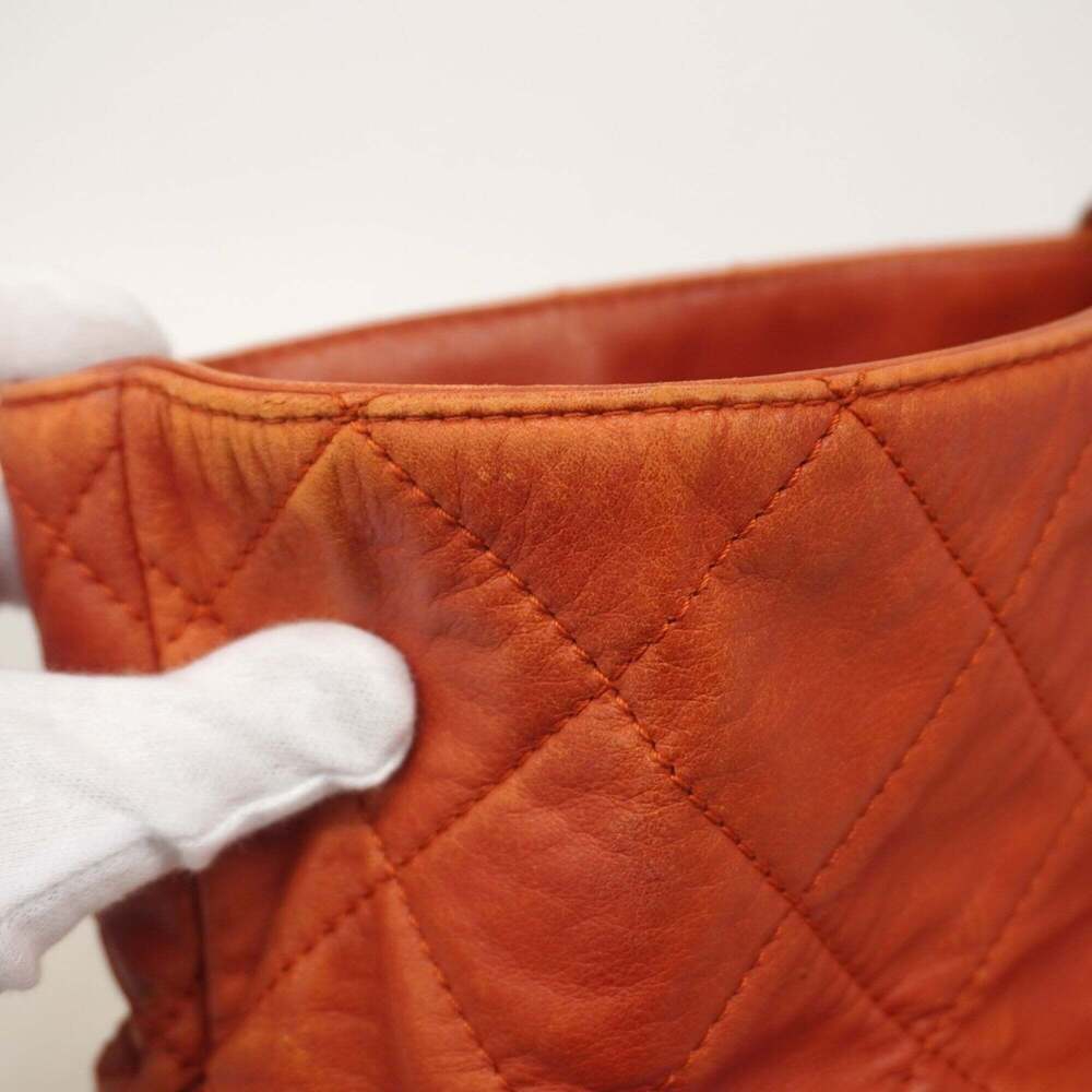 CHANEL Red Lambskin Leather Tote Bag - Picture 7 of 15